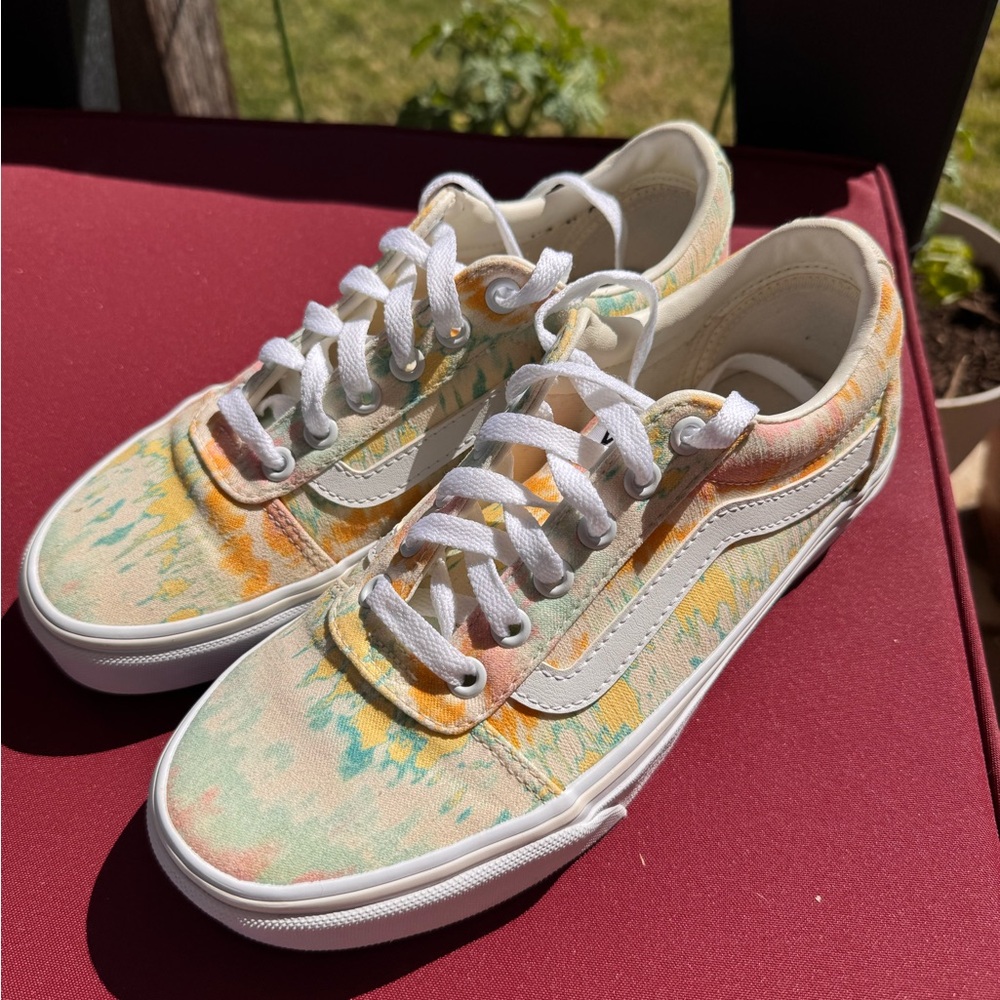 Vans Ward‎ Psychedelic Tie Dye Womens Size 7 Green White Athletic Shoes Sneakers